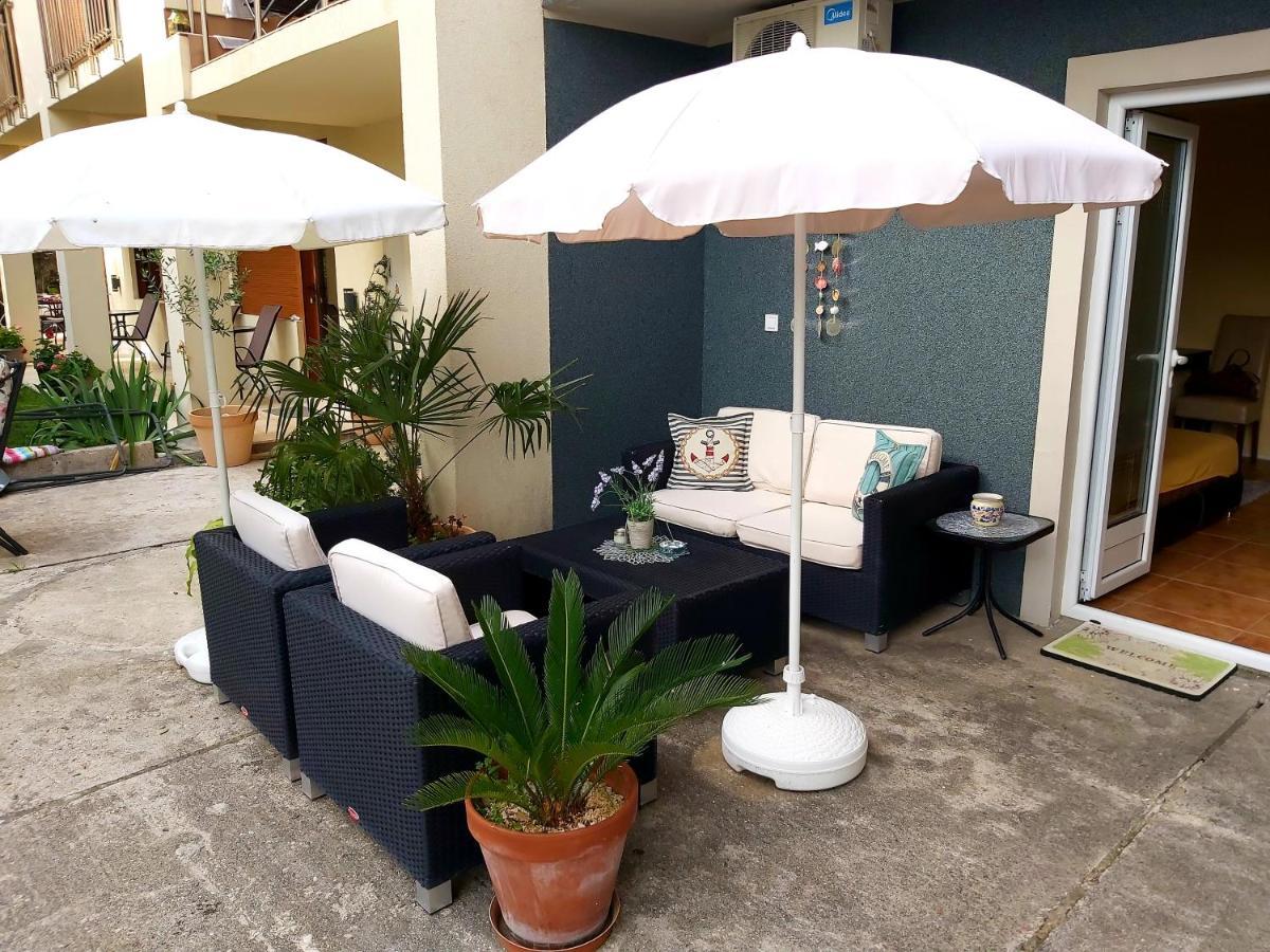 Center Apartment *